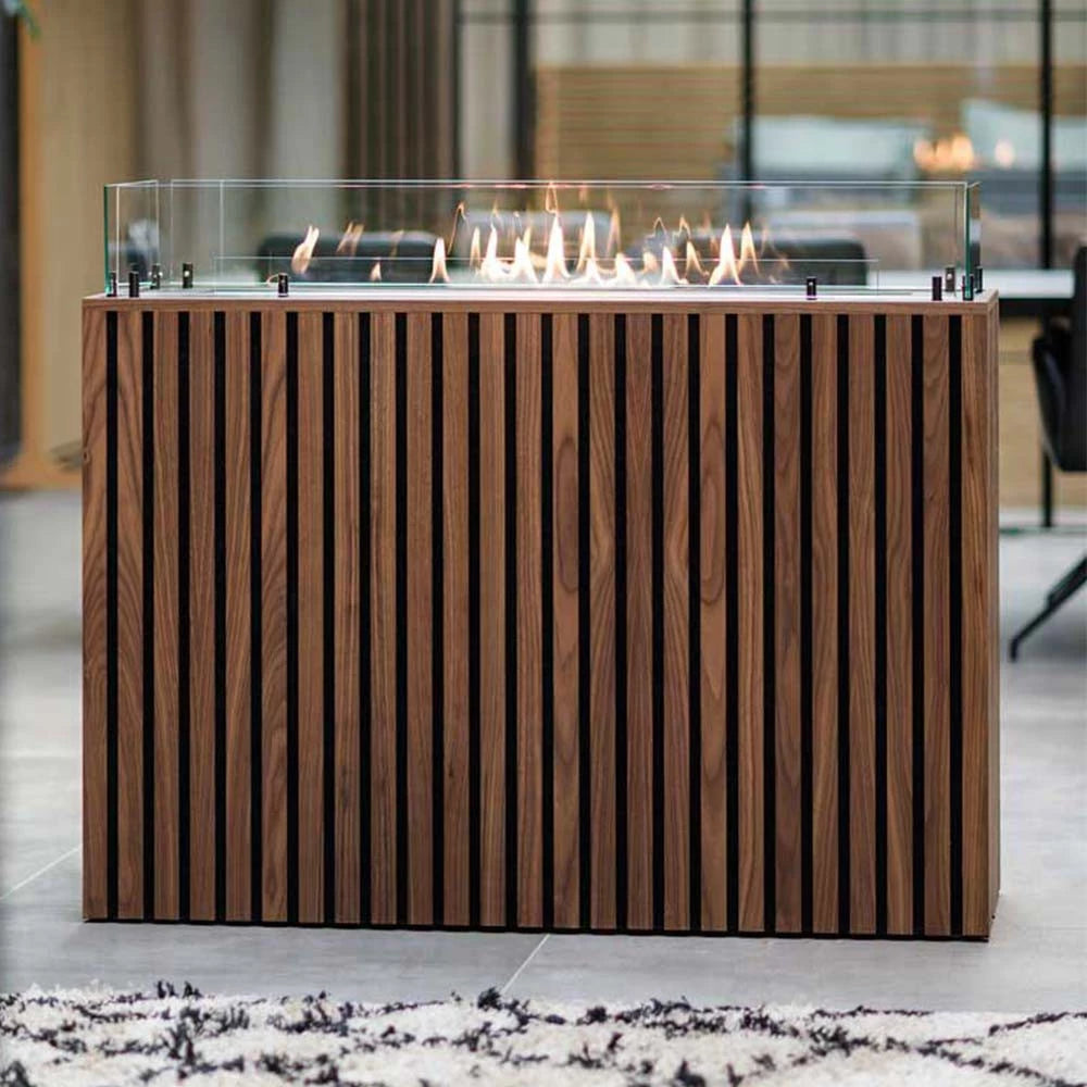 Foco Four 800 built-in bioethanol fireplace with black steel frame, tempered glass panels, and a vibrant flame display