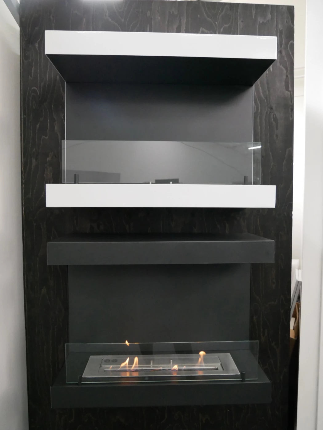 Dakota - Black three sided bioethanol fireplace 90 cm wide